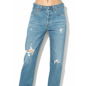 Levi’s 501 Distressed Button Fly Jeans 27/32